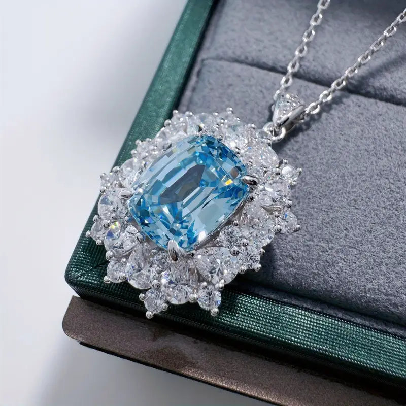 S925 Sterling Silvery 4 Carat Special-Shaped Moissanite Necklace