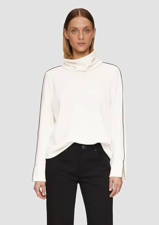 Sweatshirt with contrast details and slit sleeve hem